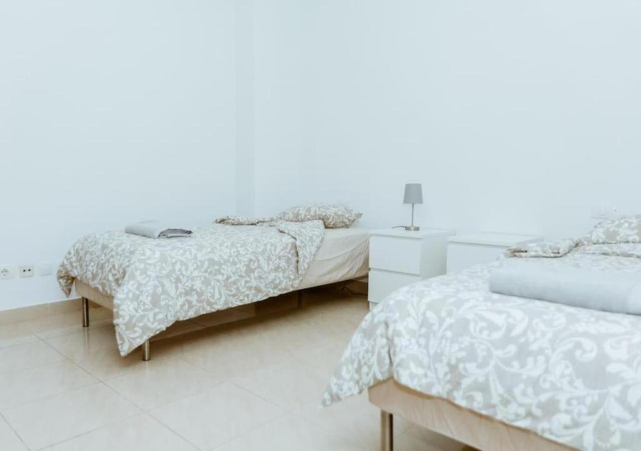 Seaview Splendor 2 Bedroom Modern Comfort Адехе Екстер'єр фото